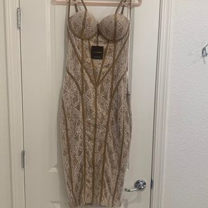 NWT JLUXLABEL nude/white lace dress